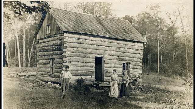 Williams Cabin 1910